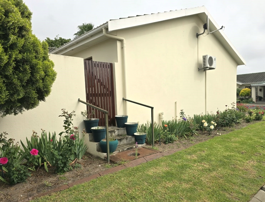 To Let 2 Bedroom Property for Rent in Paarl North Western Cape